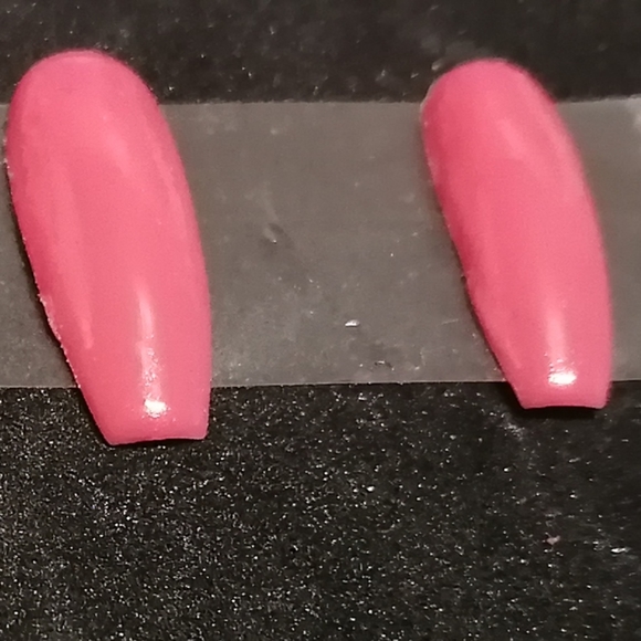 Hot Pink Press On Nails - Picture 3 of 3